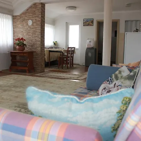 Appartamento Apartment-karabusko Polje Podgorica